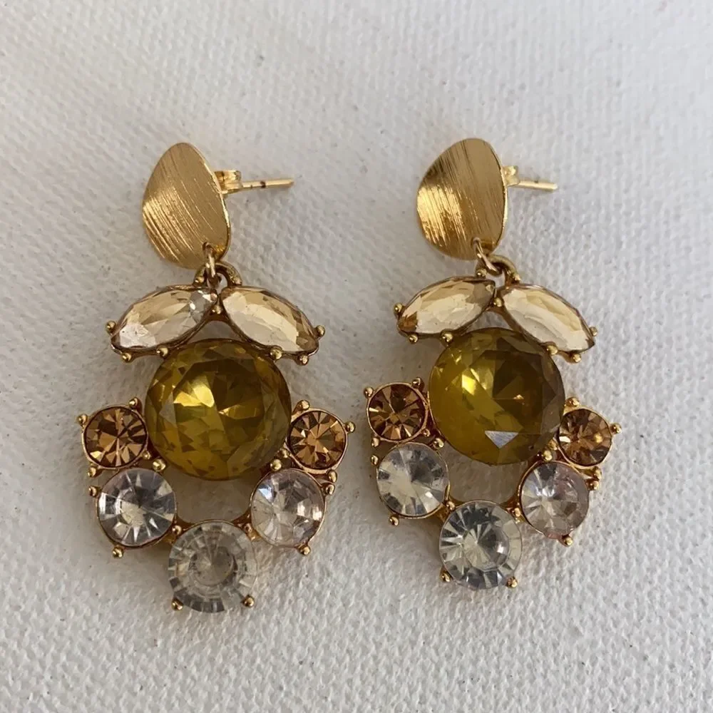 Really Pretty And Lightweight Crystal Earrings